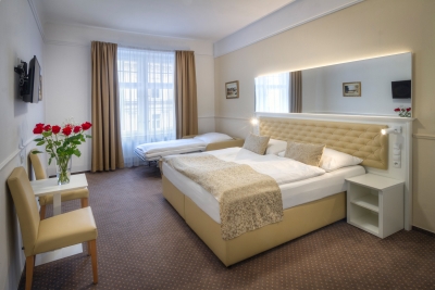 Hotel Taurus  Prag - Dreibettzimmer Standard